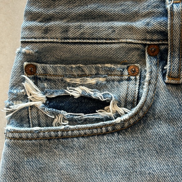 Agolde Riley Short - Picture 5 of 9